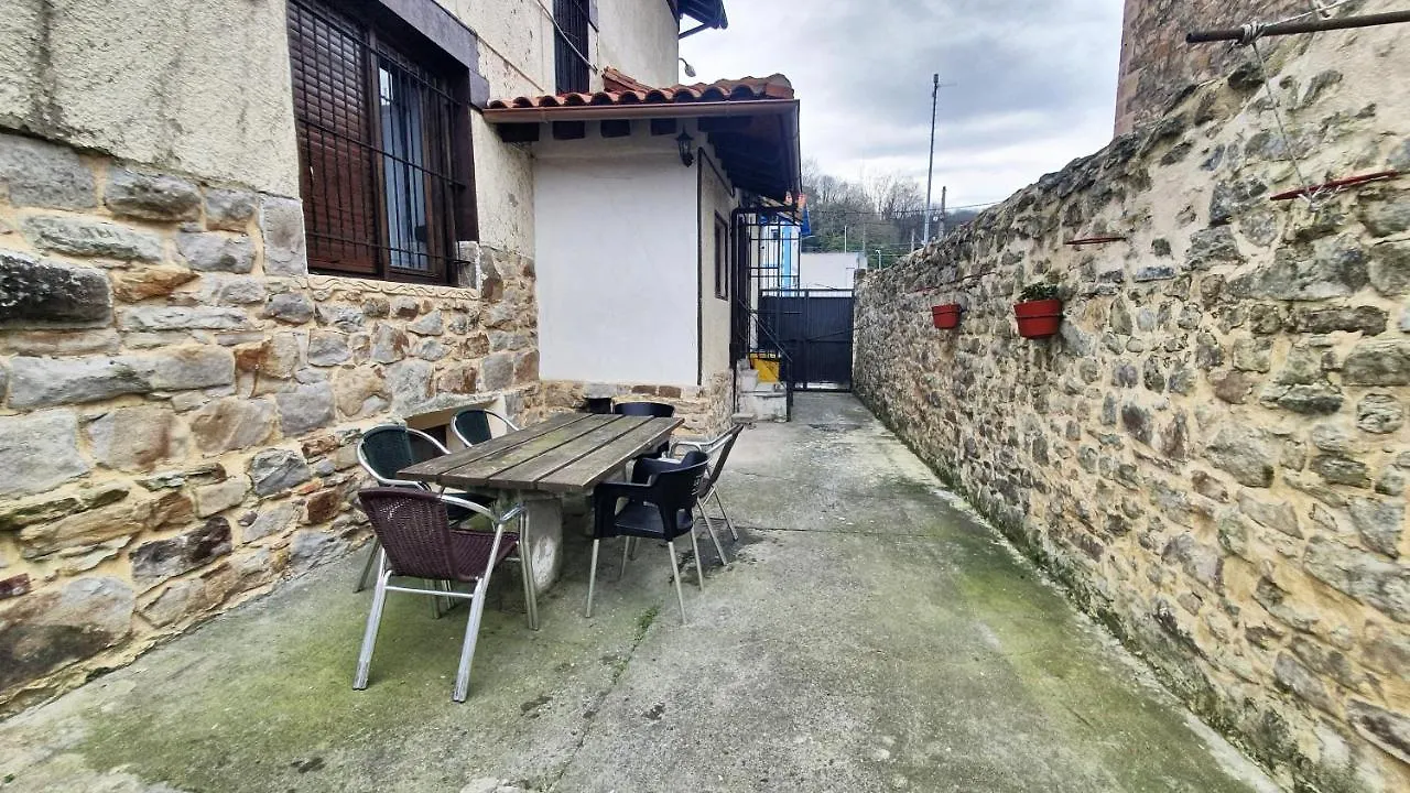 Tuul Etxea Appartement Galdakao Accommodatie bij particulieren
